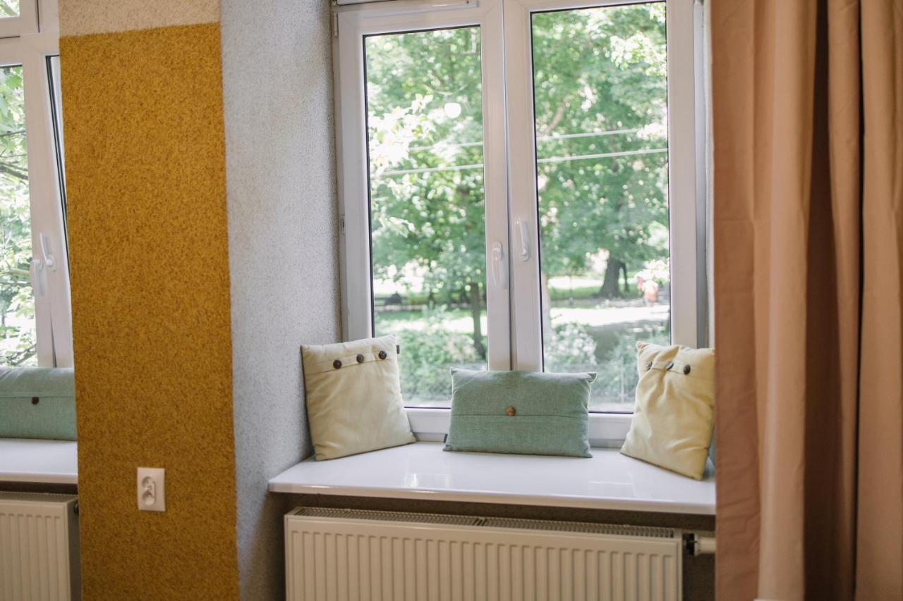West13 Guest Rooms Krakow Exterior photo