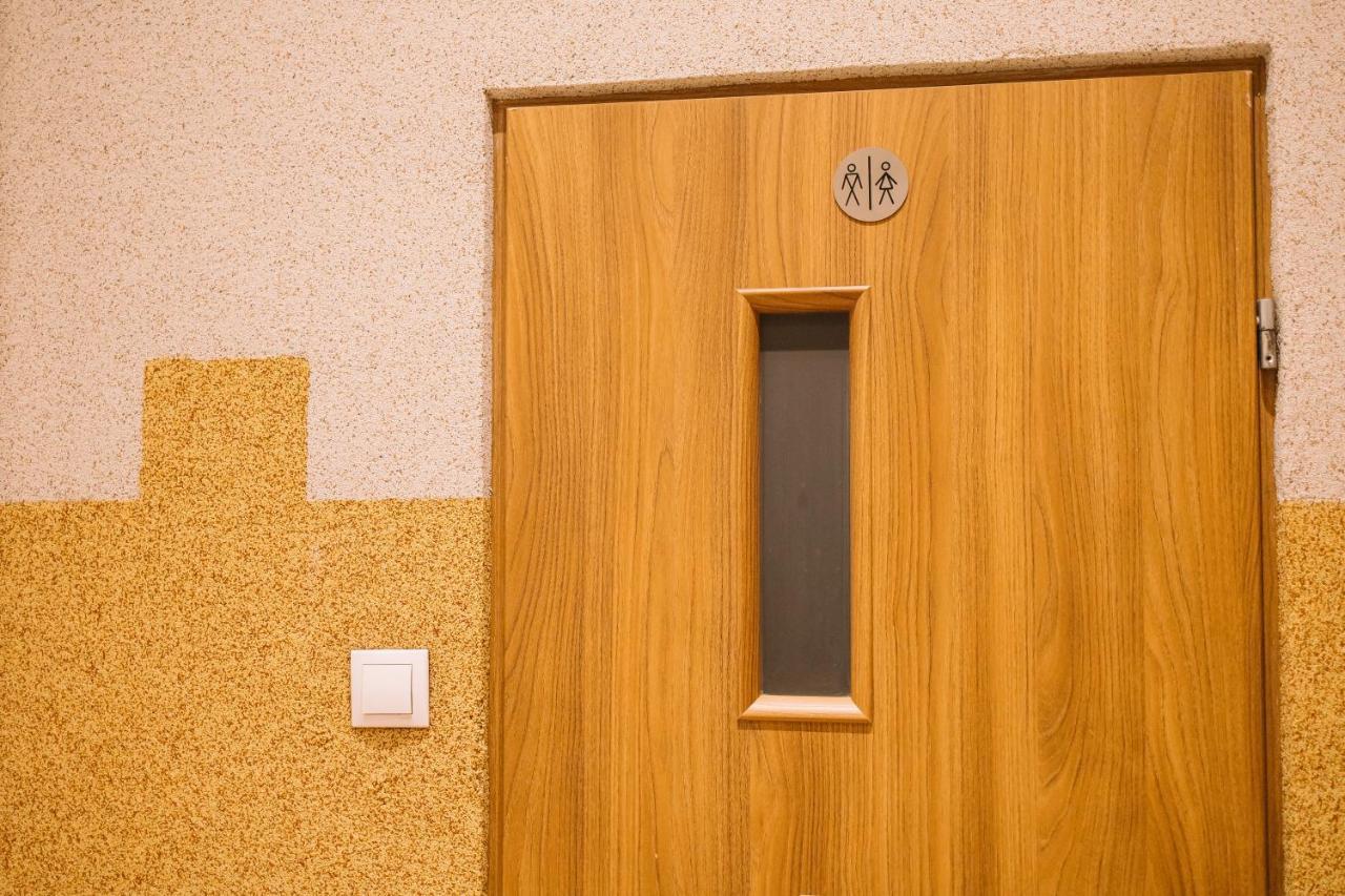 West13 Guest Rooms Krakow Exterior photo