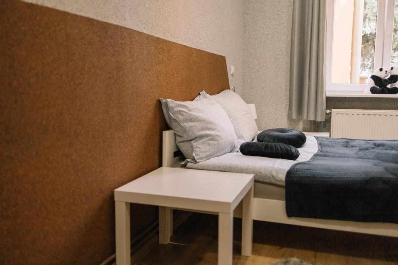 West13 Guest Rooms Krakow Exterior photo